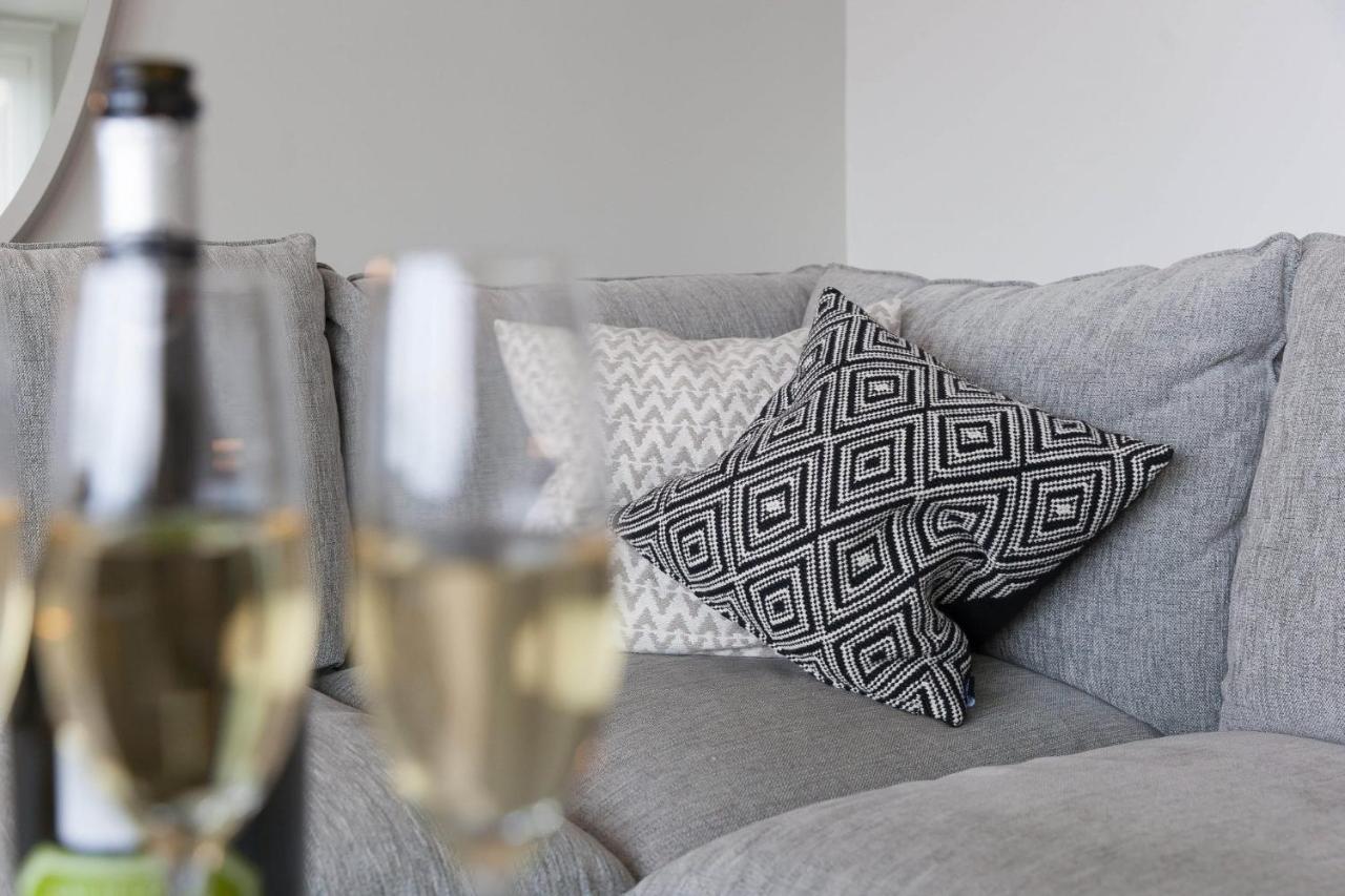 Golden Heights Apartment Carbis Bay Ngoại thất bức ảnh